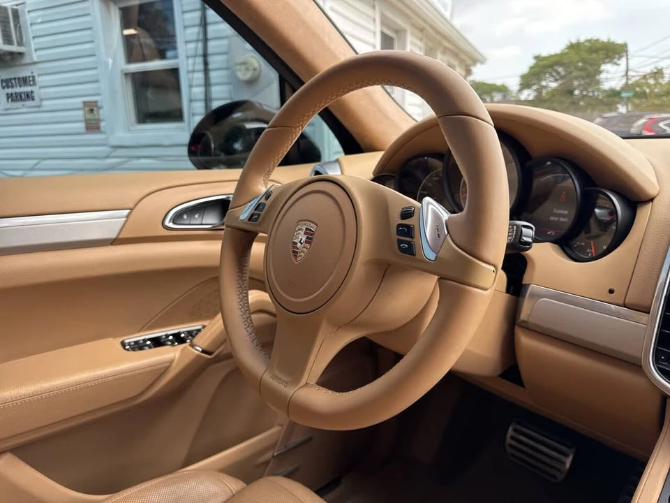 2014 Porsche 958 Cayenne GTS - Image 16 of 18