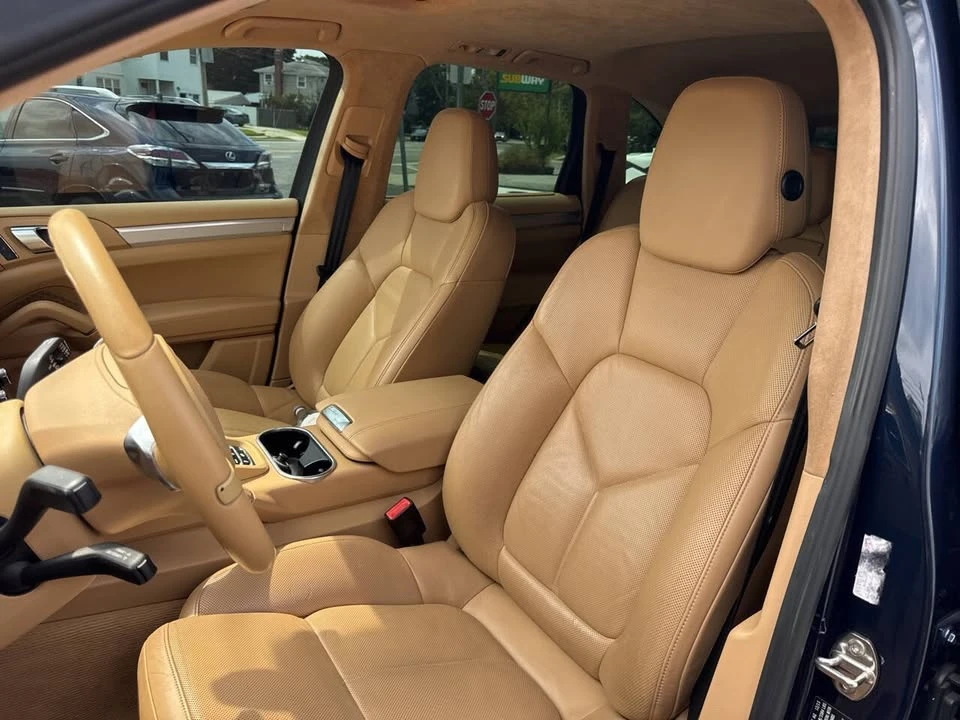 2014 Porsche 958 Cayenne GTS - Image 10 of 18