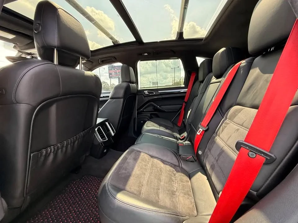 2014 Porsche 958 Cayenne GTS - Image 11 of 20