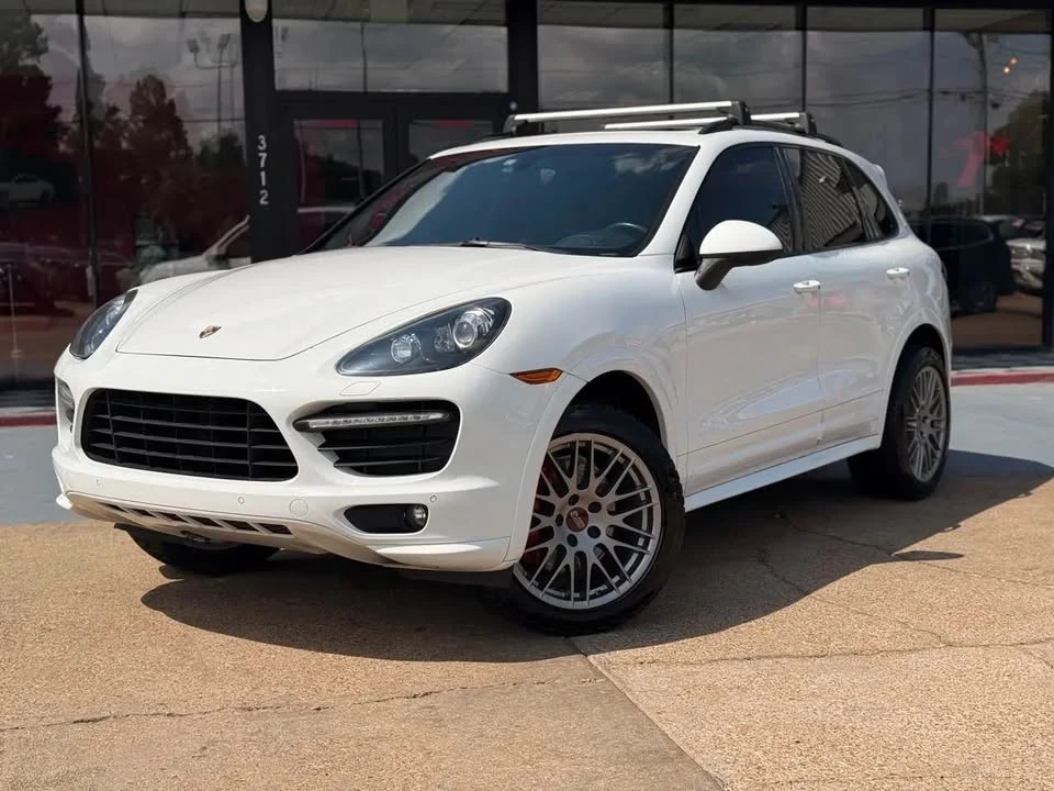 2014 Porsche 958 Cayenne GTS - Image 2 of 20