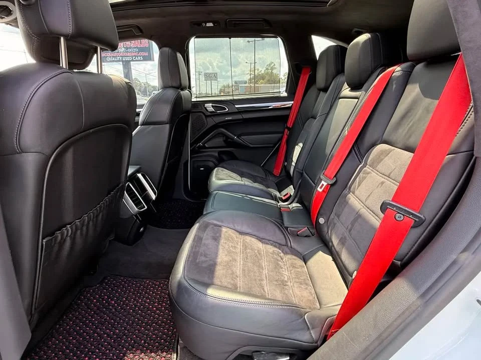 2014 Porsche 958 Cayenne GTS - Image 9 of 20