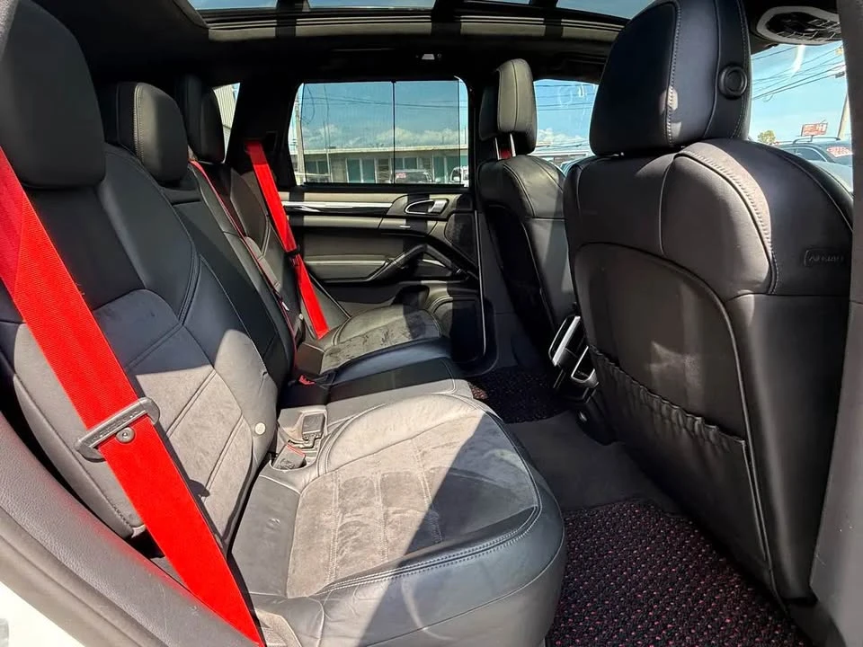 2014 Porsche 958 Cayenne GTS - Image 13 of 20