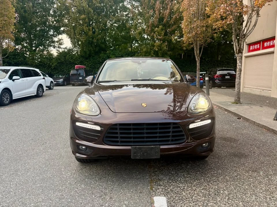 2014 Porsche 958 Cayenne GTS - Image 2 of 20