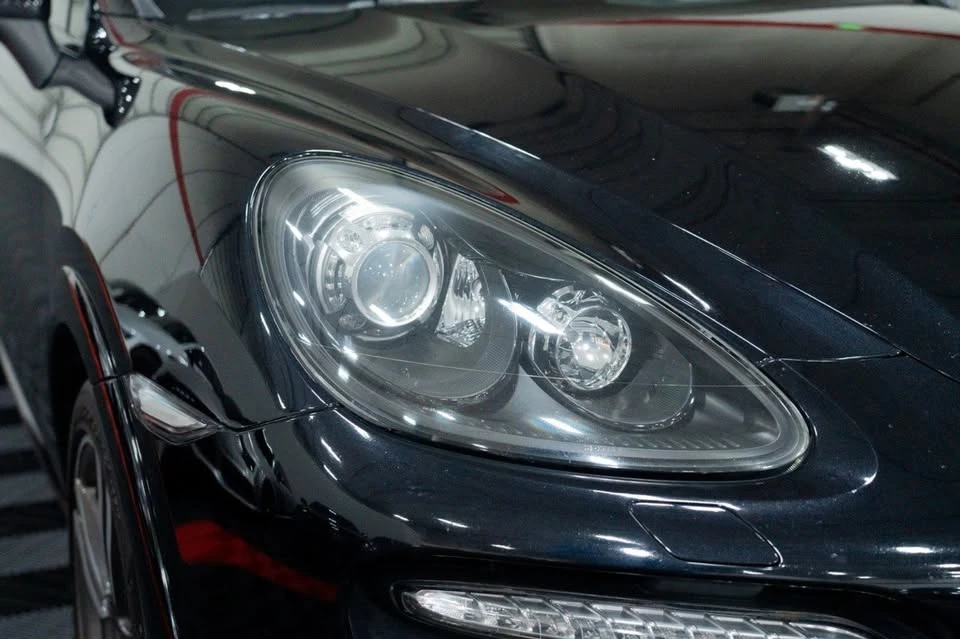 2014 Porsche 958 Cayenne GTS - Image 13 of 20