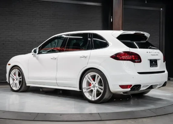 2014 Porsche 958 Cayenne GTS - Image 8 of 8