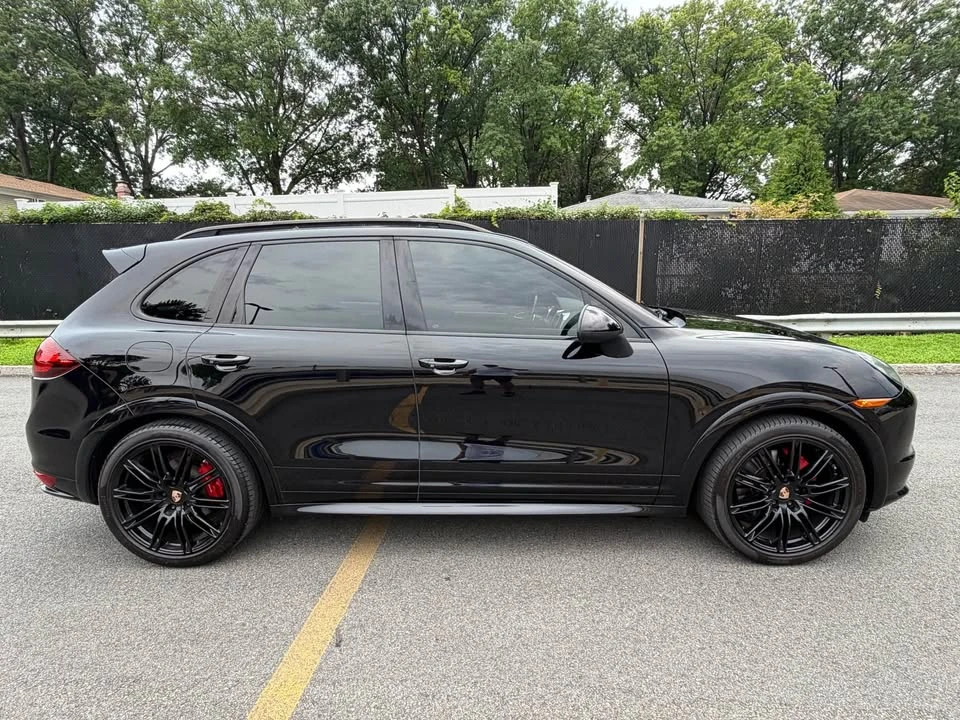 2014 Porsche 958 Cayenne GTS - Image 9 of 20