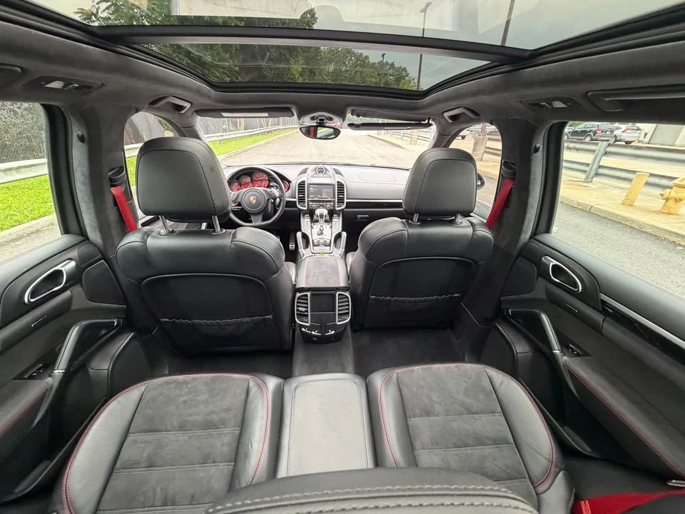 2014 Porsche 958 Cayenne GTS - Image 13 of 20
