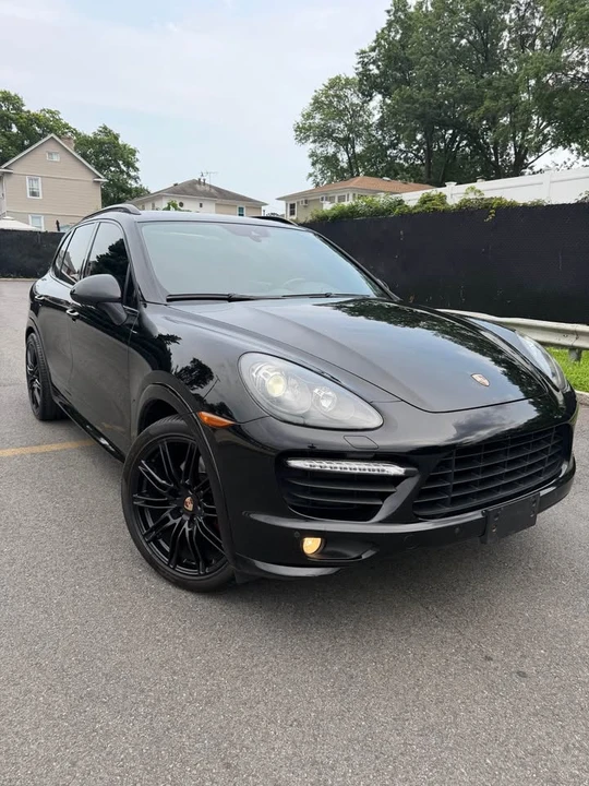 2014 Porsche 958 Cayenne GTS - Image 2 of 20