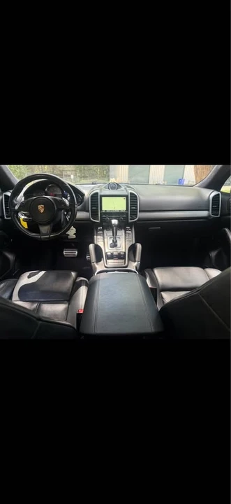 2014 Porsche 958 Cayenne GTS - Image 10 of 16