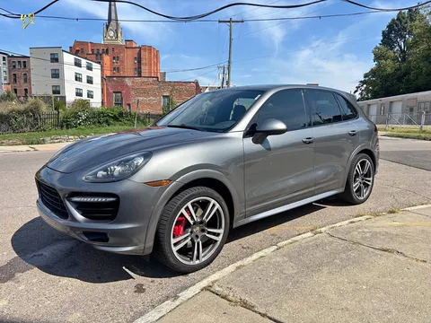 2014 Porsche Cayenne GTS Sport Utility 4D