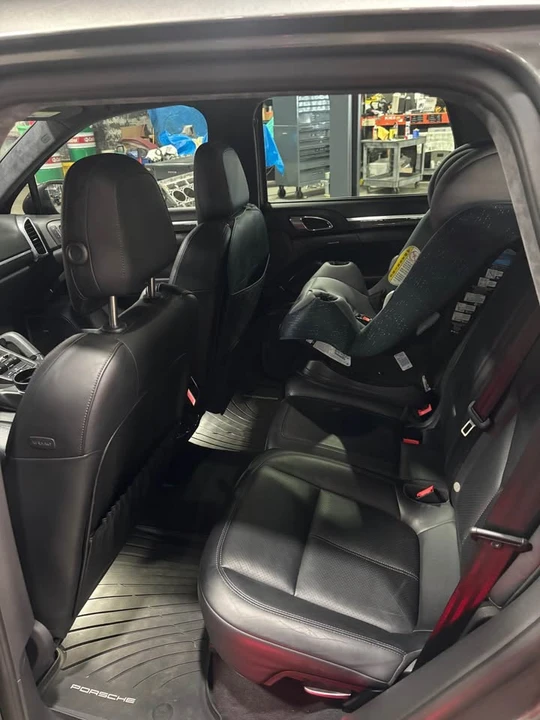 2014 Porsche 958 Cayenne GTS - Image 17 of 20