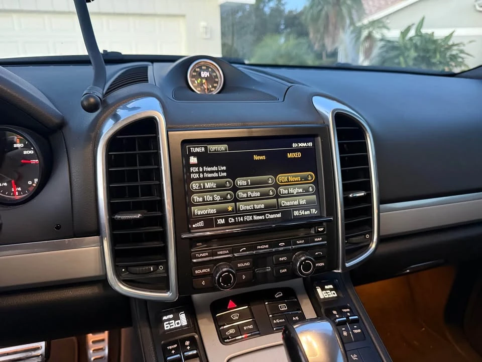 2014 Porsche 958 Cayenne GTS - Image 7 of 8