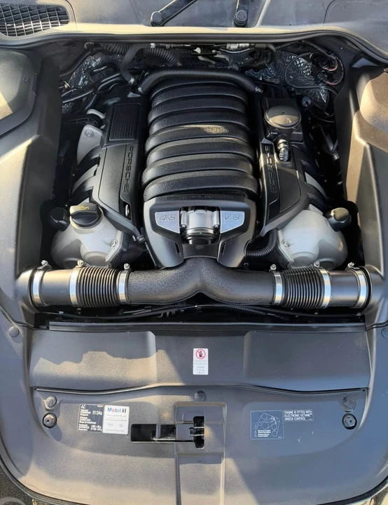 2014 Porsche 958 Cayenne GTS - Image 7 of 19