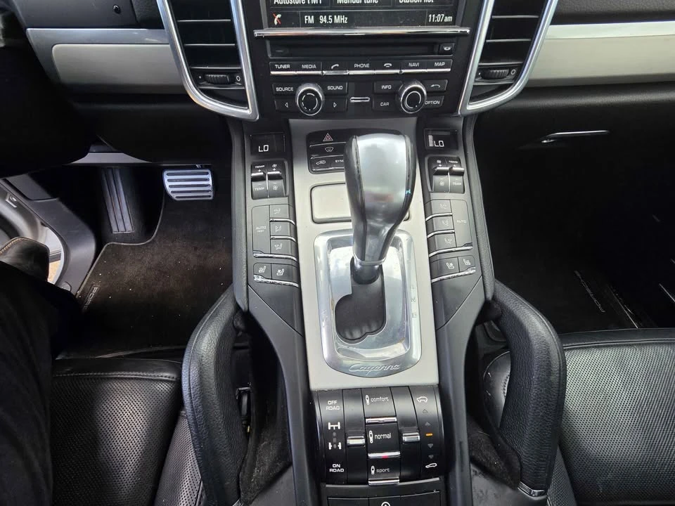 2014 Porsche 958 Cayenne GTS - Image 12 of 17