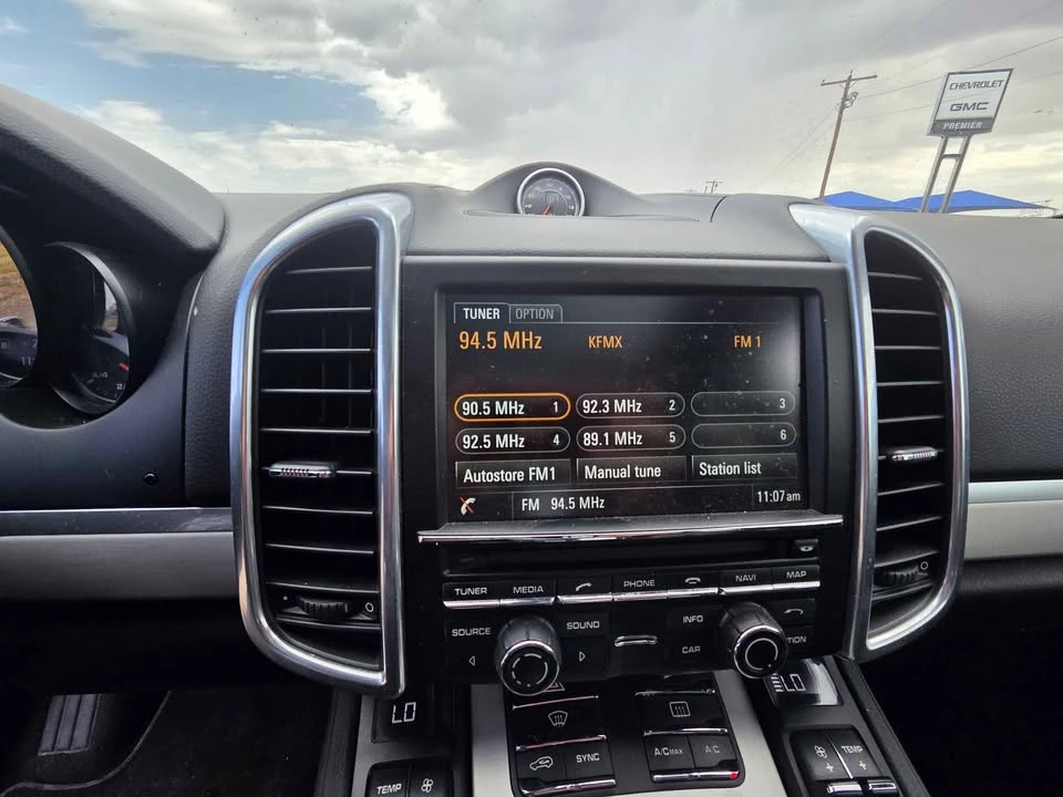2014 Porsche 958 Cayenne GTS - Image 11 of 17