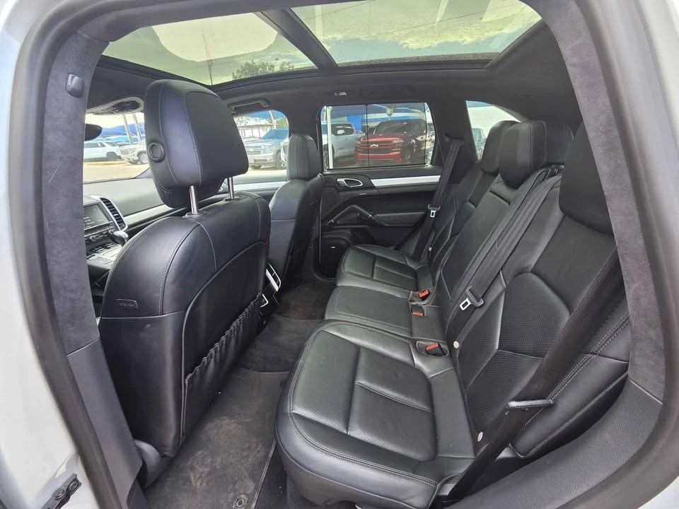 2014 Porsche 958 Cayenne GTS - Image 14 of 17