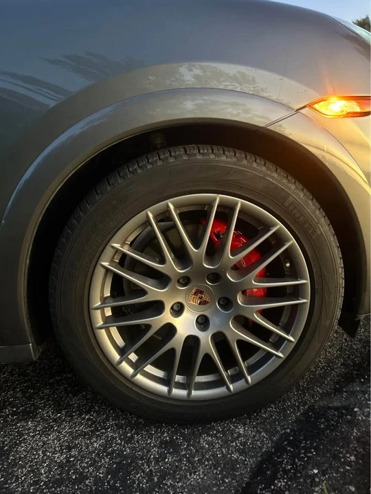 2014 Porsche 958 Cayenne GTS - Image 13 of 20