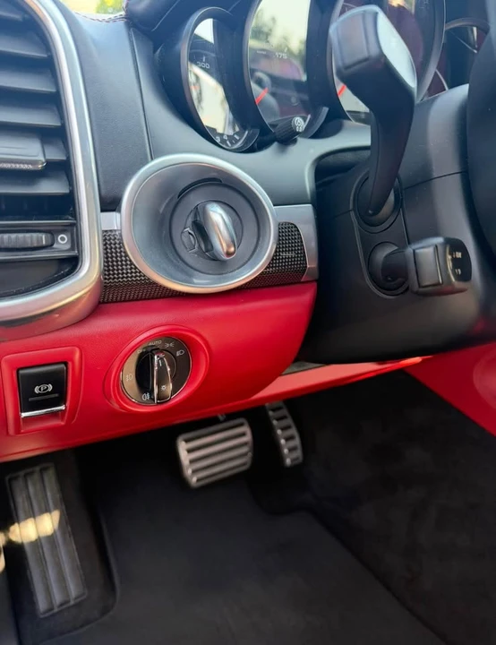 2014 Porsche 958 Cayenne GTS - Image 16 of 17