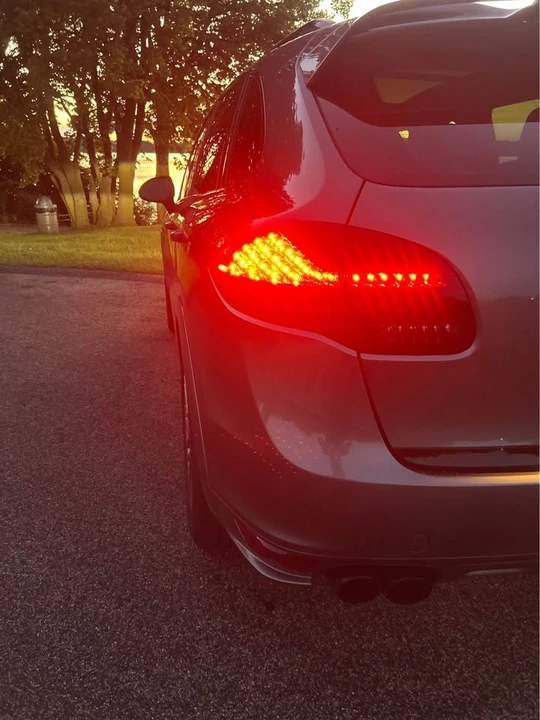 2014 Porsche 958 Cayenne GTS - Image 9 of 20