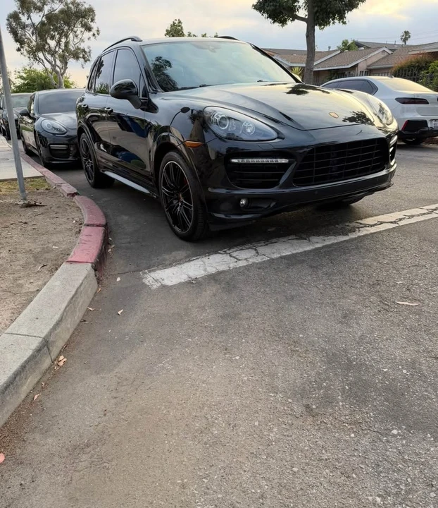2014 Porsche 958 Cayenne GTS - Image 3 of 17