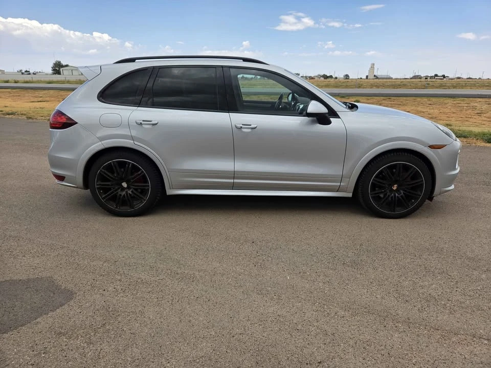 2014 Porsche 958 Cayenne GTS - Image 7 of 17