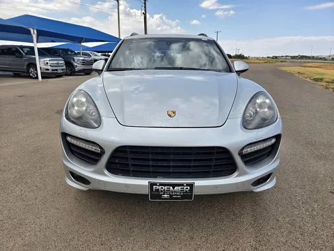 2014 Porsche Cayenne GTS Sport Utility 4D