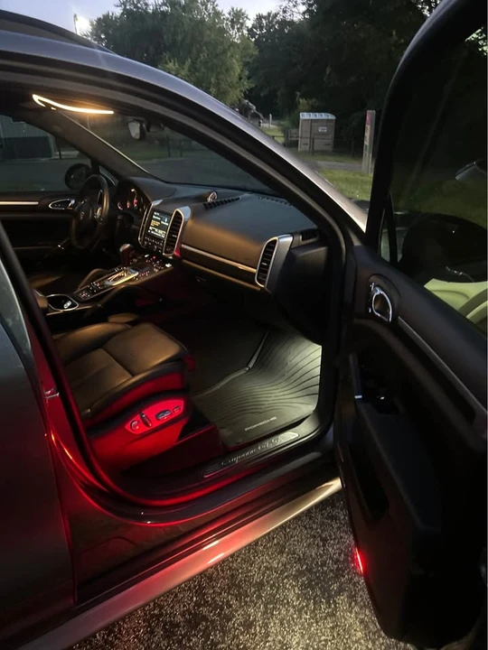 2014 Porsche 958 Cayenne GTS - Image 14 of 20