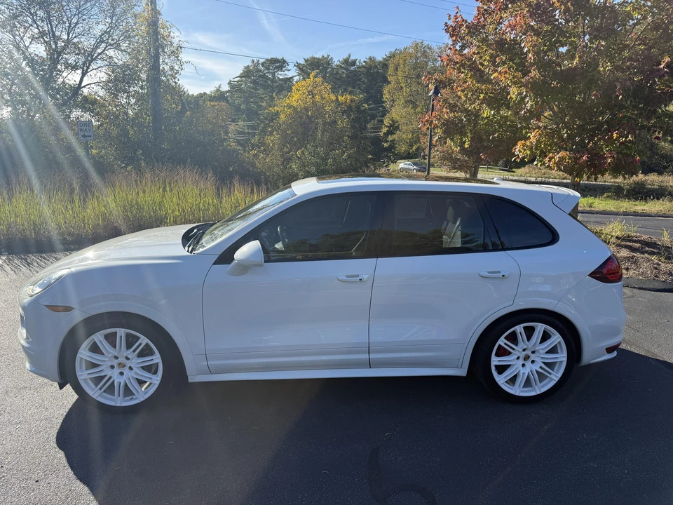 2014 Porsche 958 Cayenne GTS - Image 20 of 31