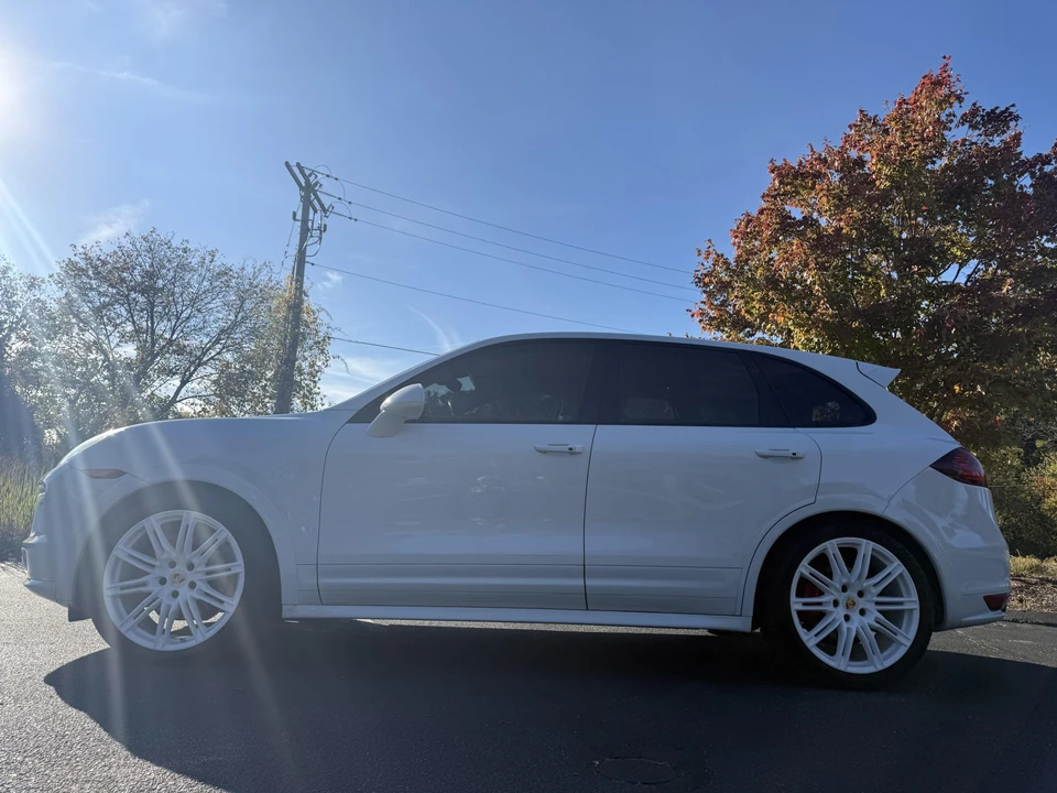 2014 Porsche 958 Cayenne GTS - Image 22 of 31