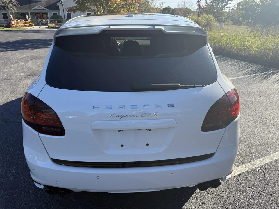 2014 Porsche 958 Cayenne GTS - Image 27 of 31