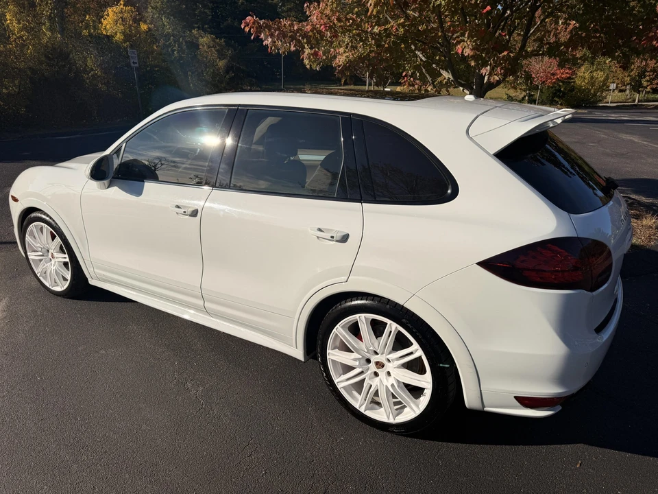 2014 Porsche 958 Cayenne GTS - Image 23 of 31