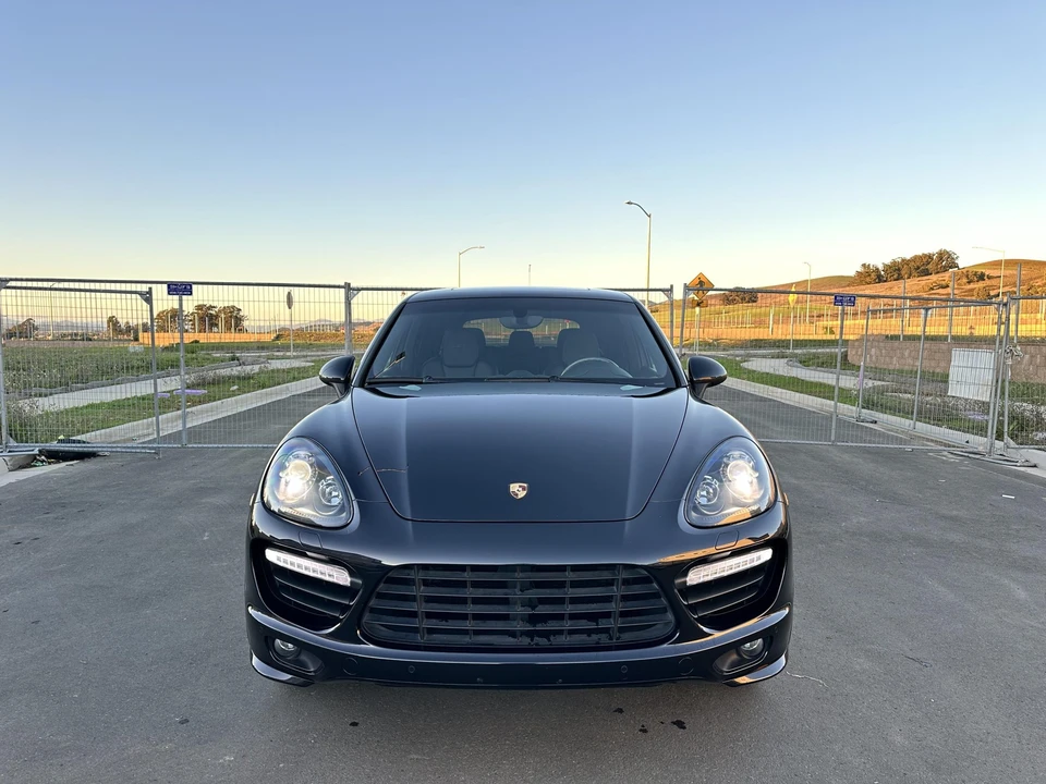 2014 Porsche 958 Cayenne GTS - Image 11 of 31