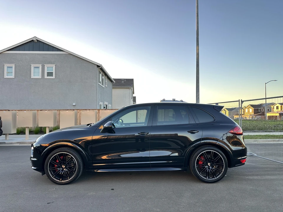 2014 Porsche 958 Cayenne GTS - Image 4 of 31