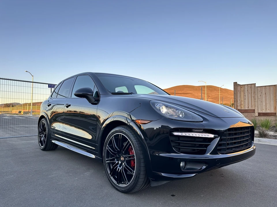 2014 Porsche 958 Cayenne GTS - Image 9 of 31