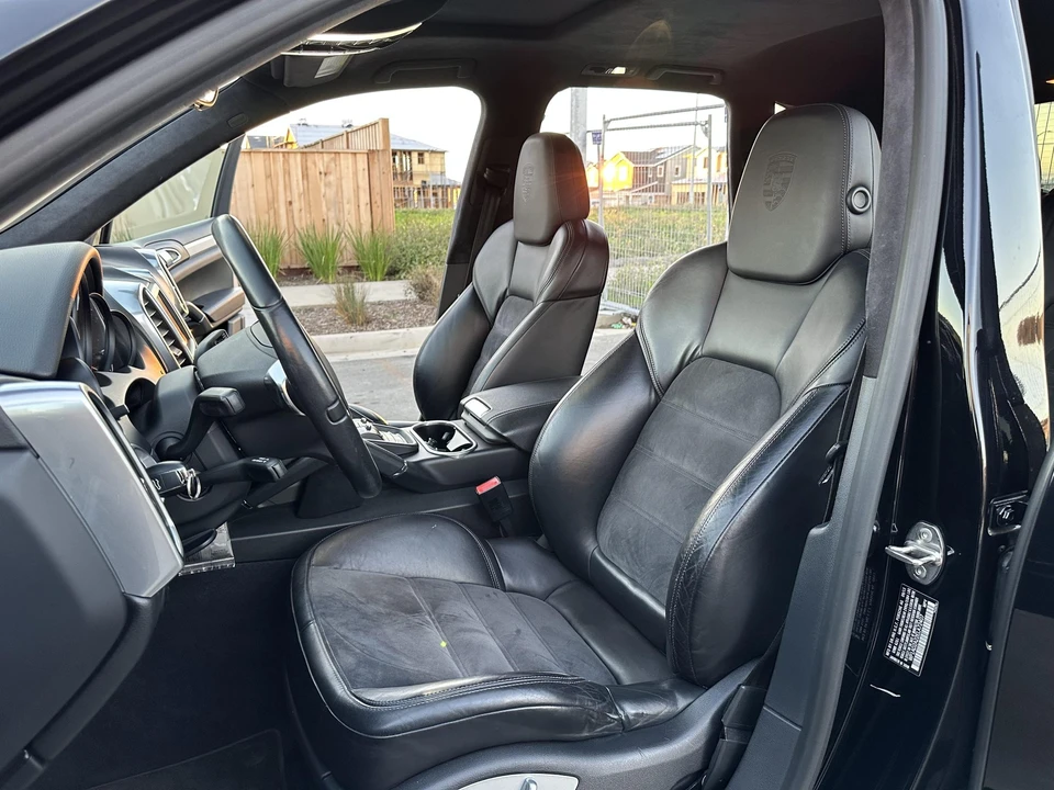 2014 Porsche 958 Cayenne GTS - Image 23 of 31