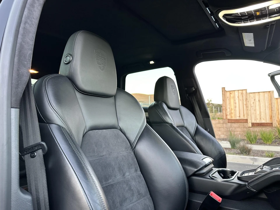 2014 Porsche 958 Cayenne GTS - Image 28 of 31