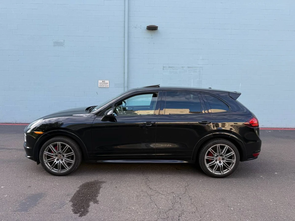 2014 Porsche 958 Cayenne GTS - Image 2 of 11