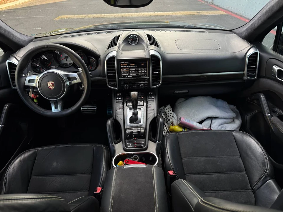 2014 Porsche 958 Cayenne GTS - Image 10 of 11