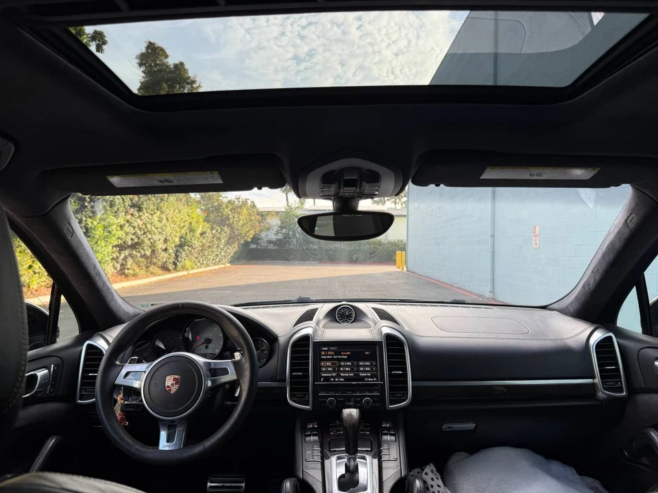 2014 Porsche 958 Cayenne GTS - Image 11 of 11