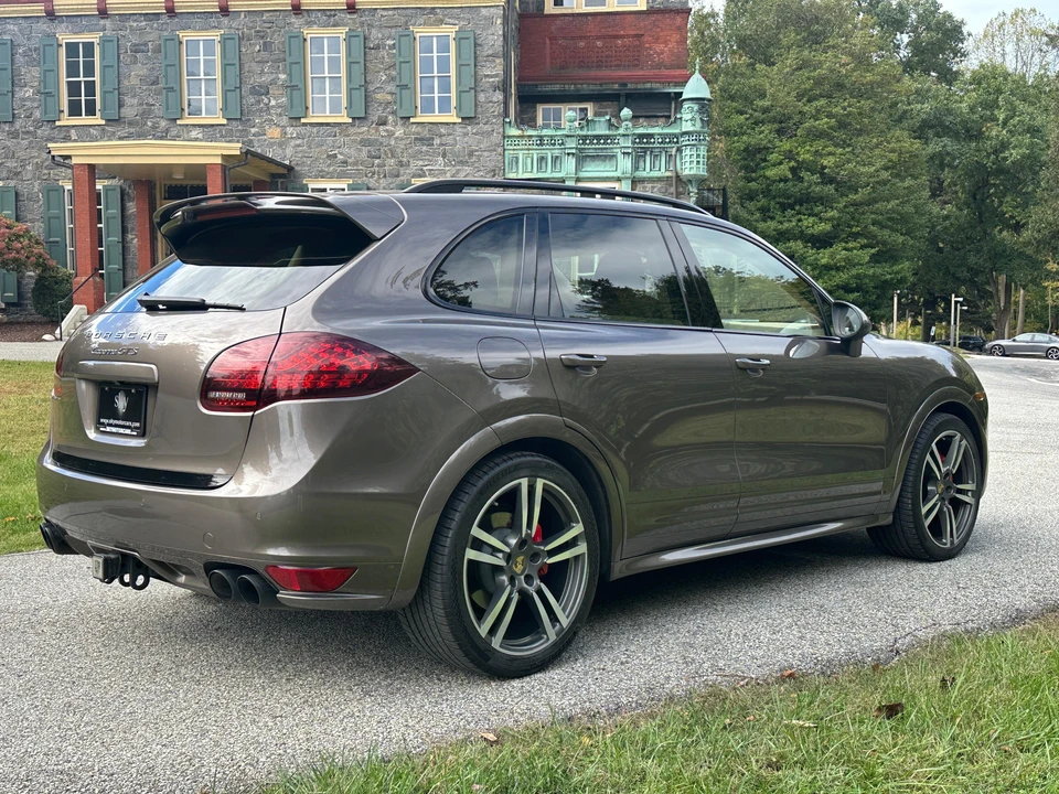 2014 Porsche 958 Cayenne GTS - Image 22 of 24