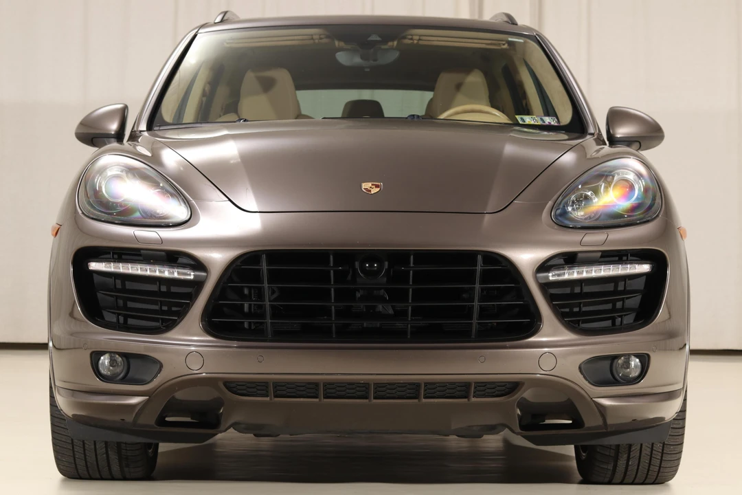 2014 Porsche 958 Cayenne GTS - Image 2 of 24