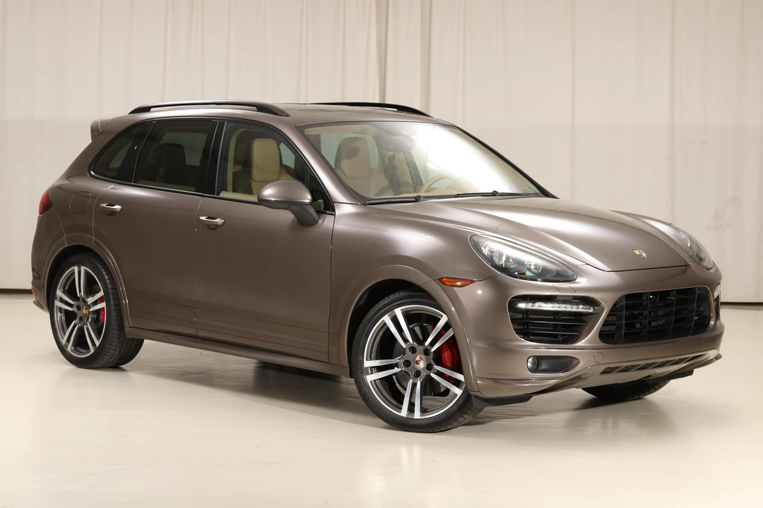 2014 Porsche 958 Cayenne GTS - Image 12 of 24