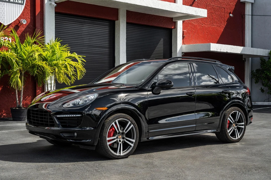 2014 Porsche 958 Cayenne GTS - Image 8 of 31