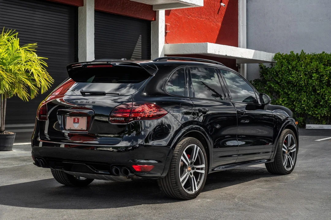 2014 Porsche 958 Cayenne GTS - Image 17 of 31