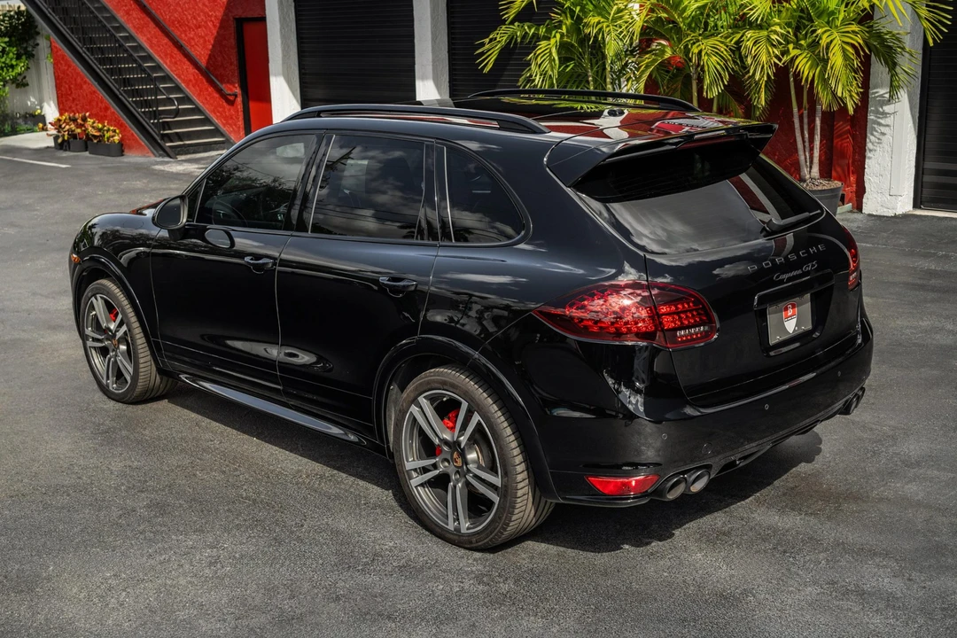 2014 Porsche 958 Cayenne GTS - Image 12 of 31