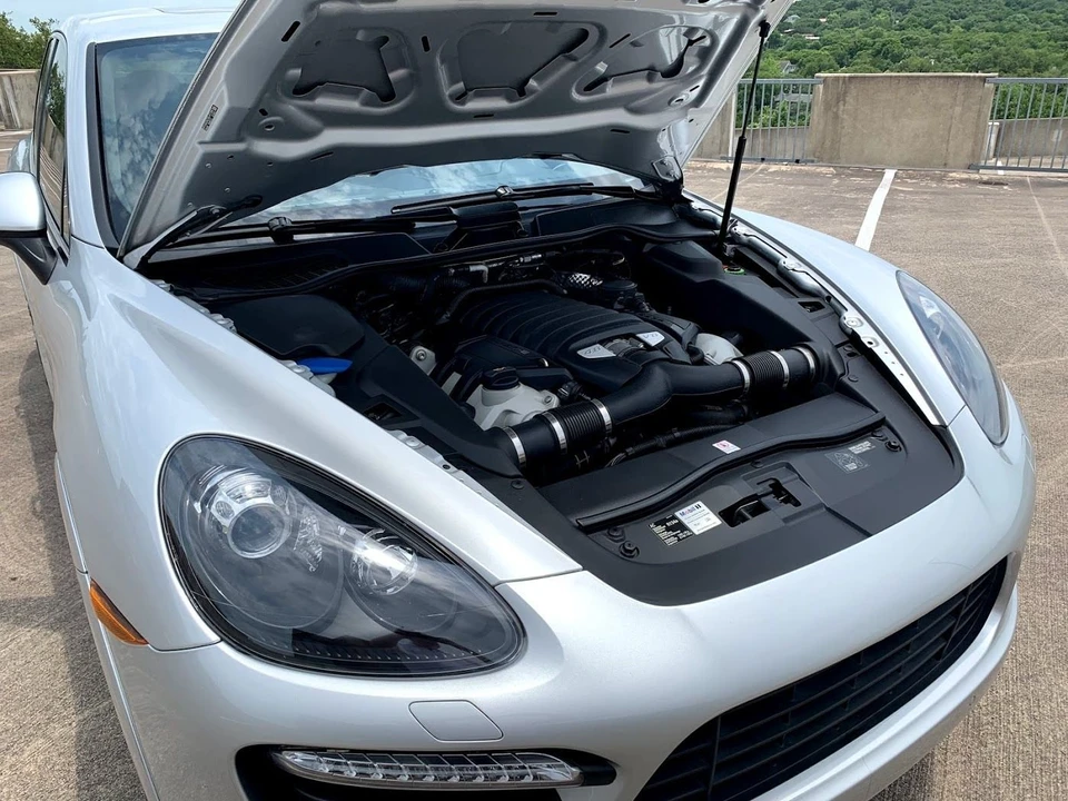 2014 Porsche 958 Cayenne GTS - Image 7 of 12