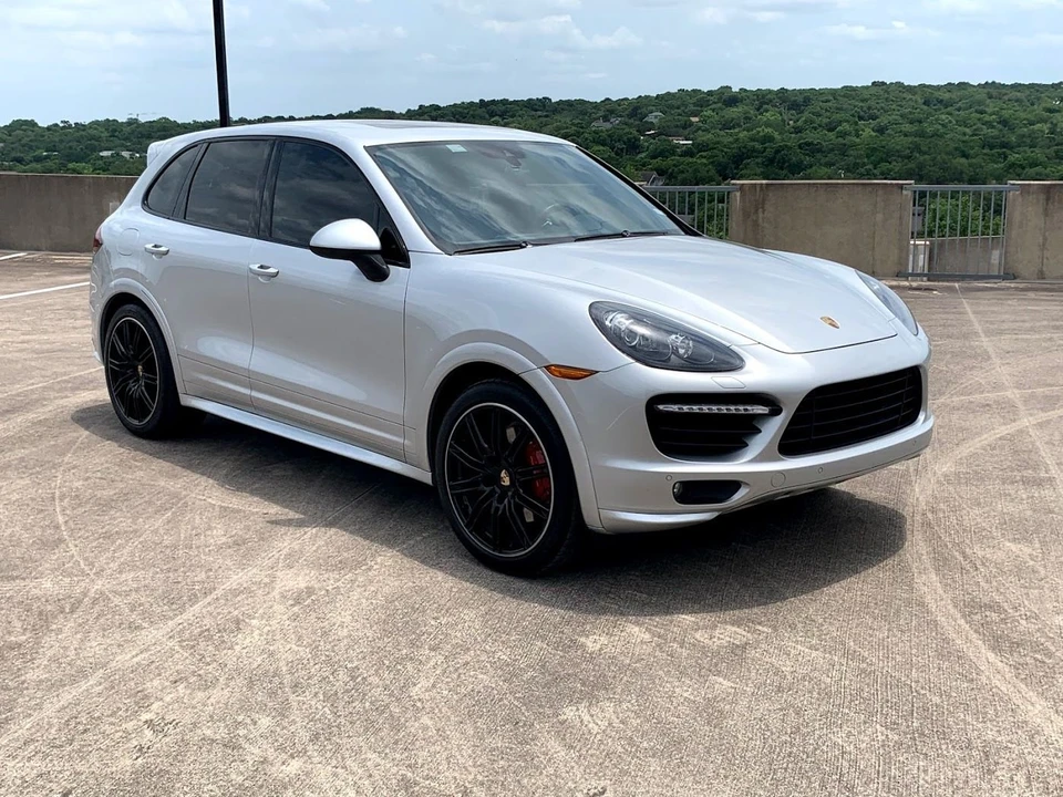 2014 Porsche 958 Cayenne GTS - Image 2 of 12