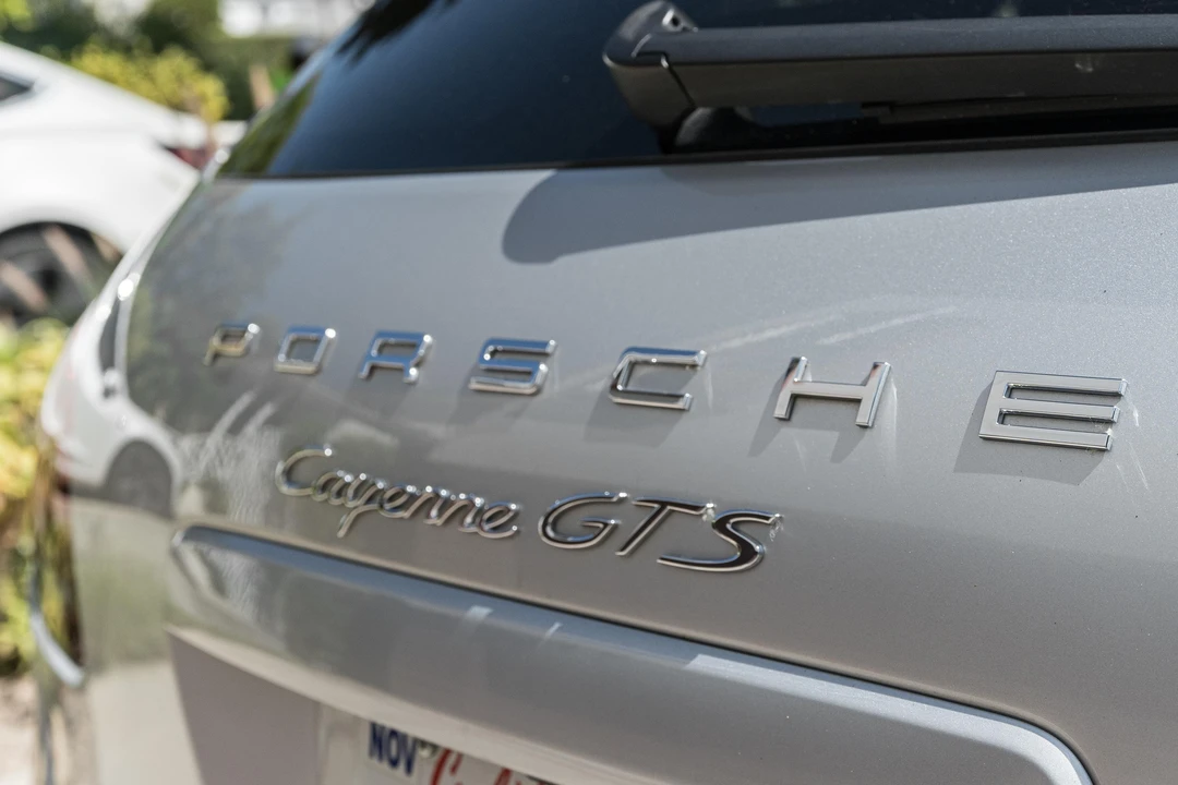2014 Porsche 958 Cayenne GTS - Image 11 of 31