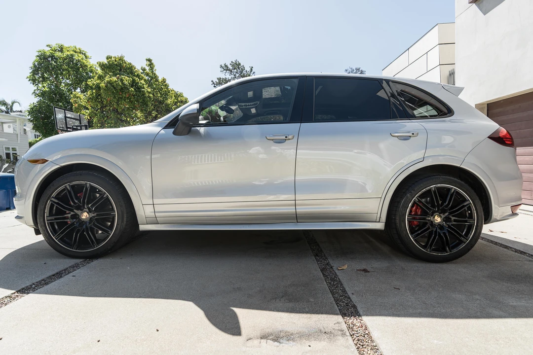 2014 Porsche 958 Cayenne GTS - Image 6 of 31