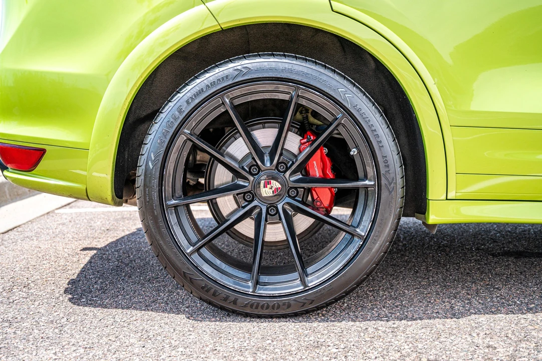 2014 Porsche 958 Cayenne GTS - Image 16 of 31